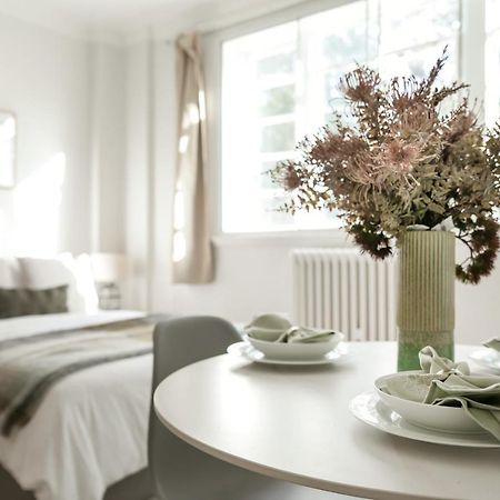 Beautifully Presented Centrally Located Studio Apartment London Exterior photo
